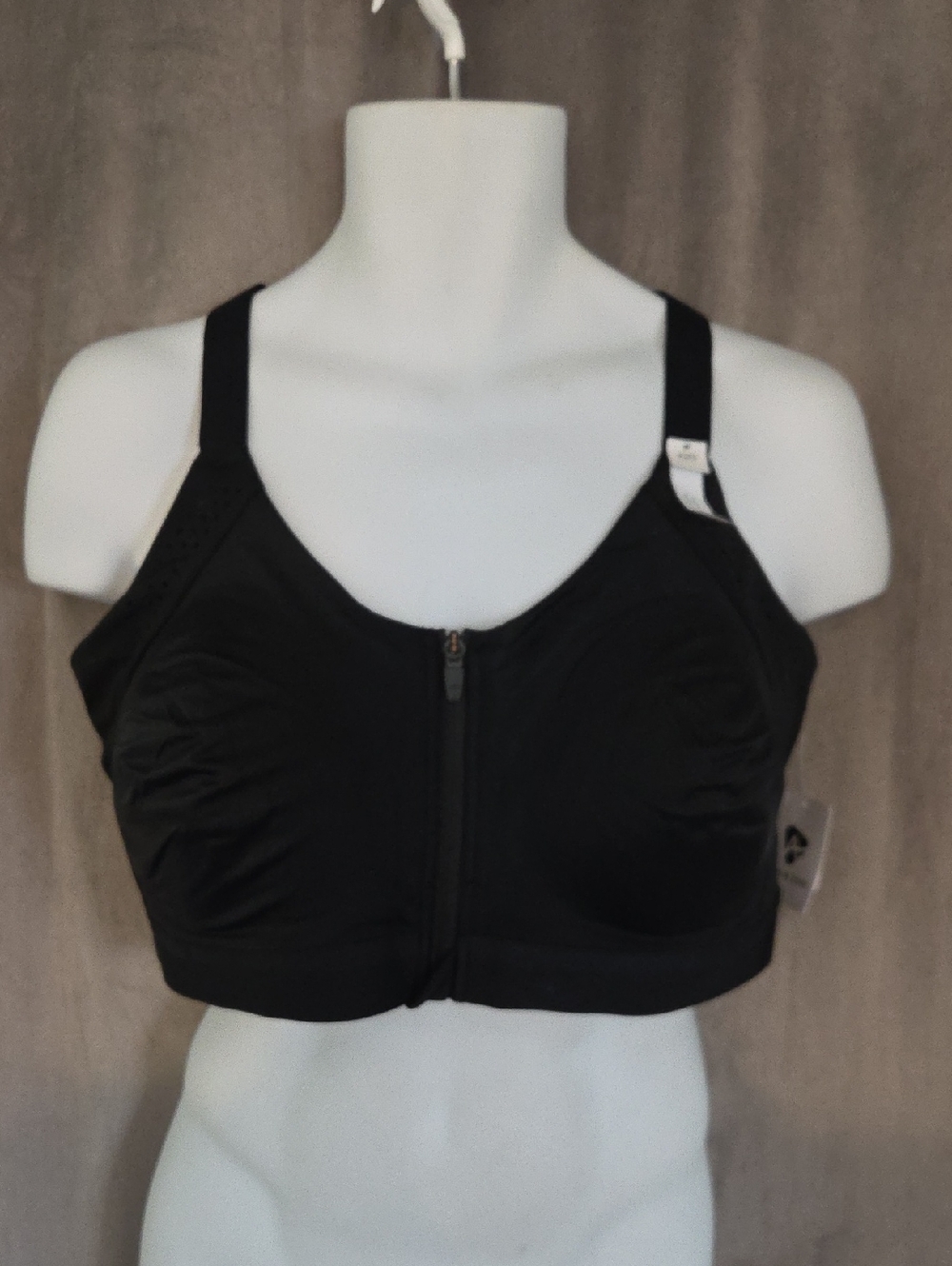 NWT 42G Active Zone Front-Zip Comfort Support Bra - Black